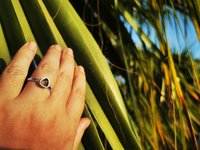The Little Lord - Mood Ring - 6 mm - Sterling Silver 925 - AAA Crystal Quartz
