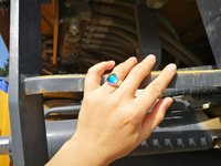 Lord of Lightning - Mood Ring - 15 mm - Sterling Silver 925 - AAA Crystal Quartz