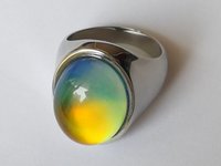 King of Gentlemen - Mood Ring - 18x13 mm - Stainless Steel - smooth AAA Crystal Quartz