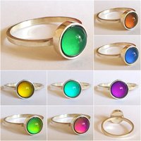 Duchess of the Silver Light - Mood Ring - 8 mm - Sterling Silver 925 - AAA Crystal Quartz
