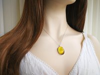 Aphrodites Glow of Mystery - Mood Necklace - 25x18 mm - Sterling Silver 925