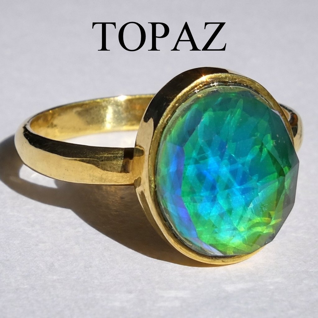 Essence of Enchantment - Mood Ring - 11x9 mm - 24k Gold Plated Sterling Silver 925 - AAA Topaz
