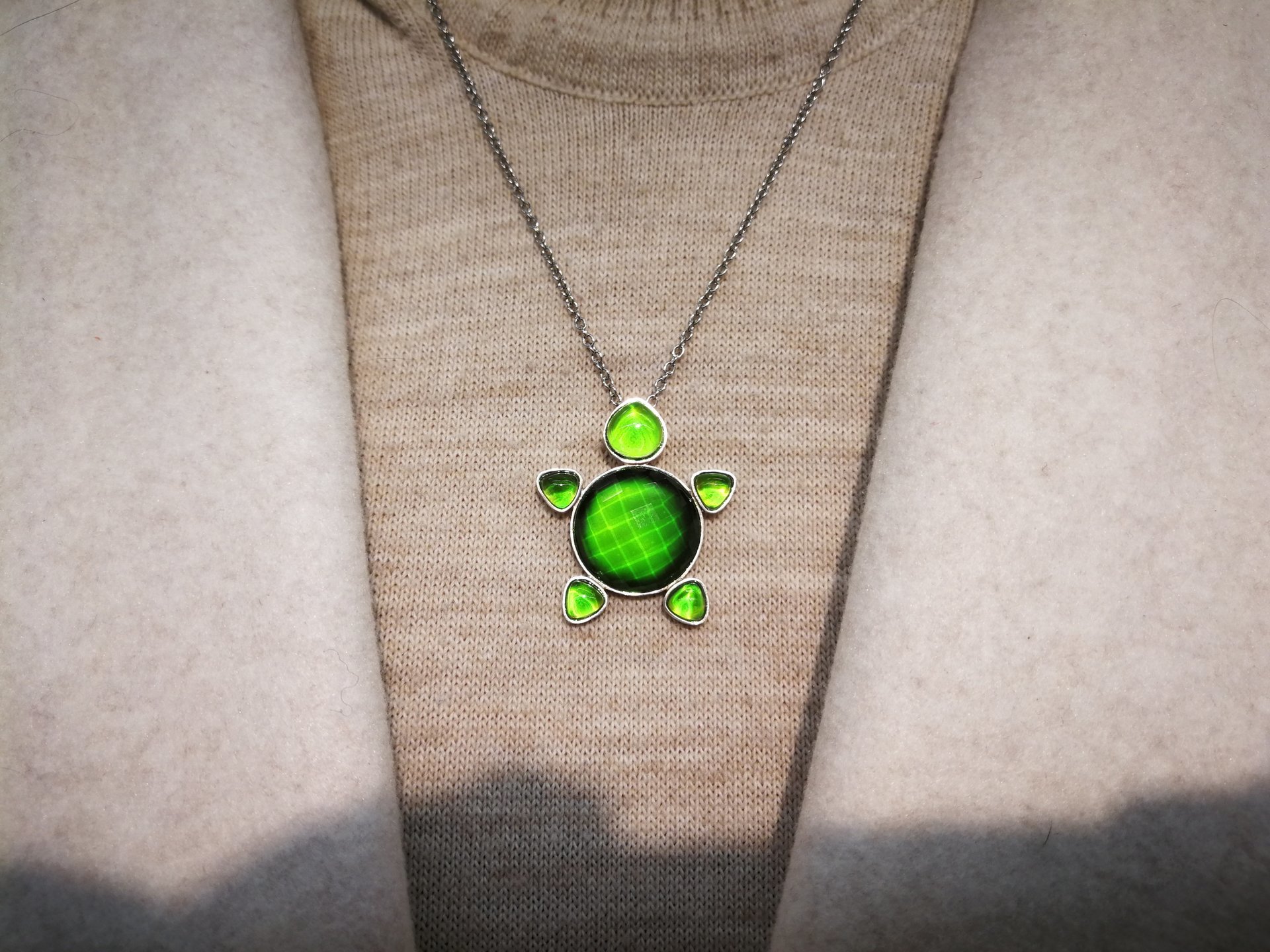 Divine Turtle - Mood Pendant - Sterling Silver 925 - AAA Crystal Quartz