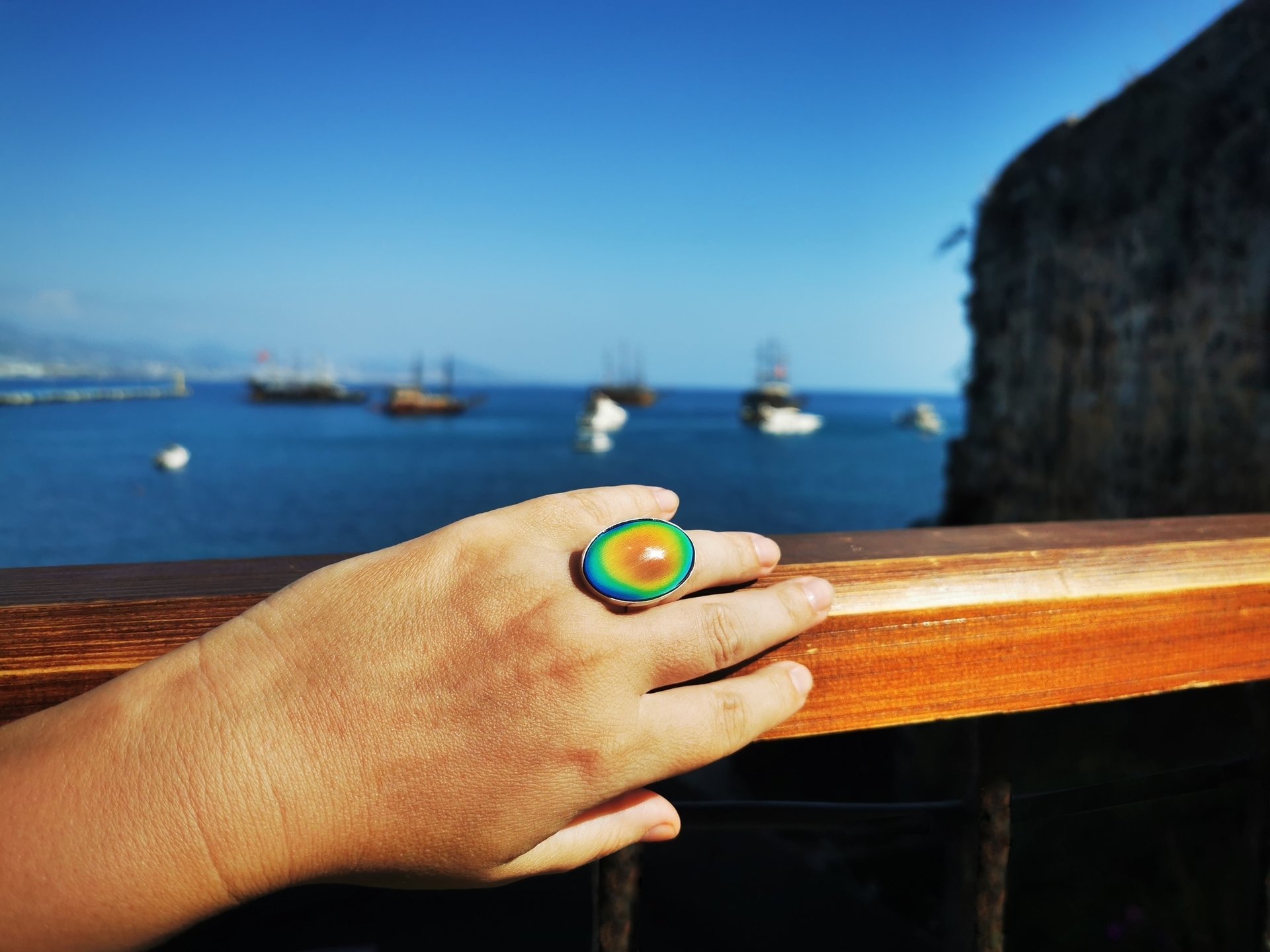 Silver Mirror of Beauty - Mood Ring - 30x20 mm - Sterling Silver 925