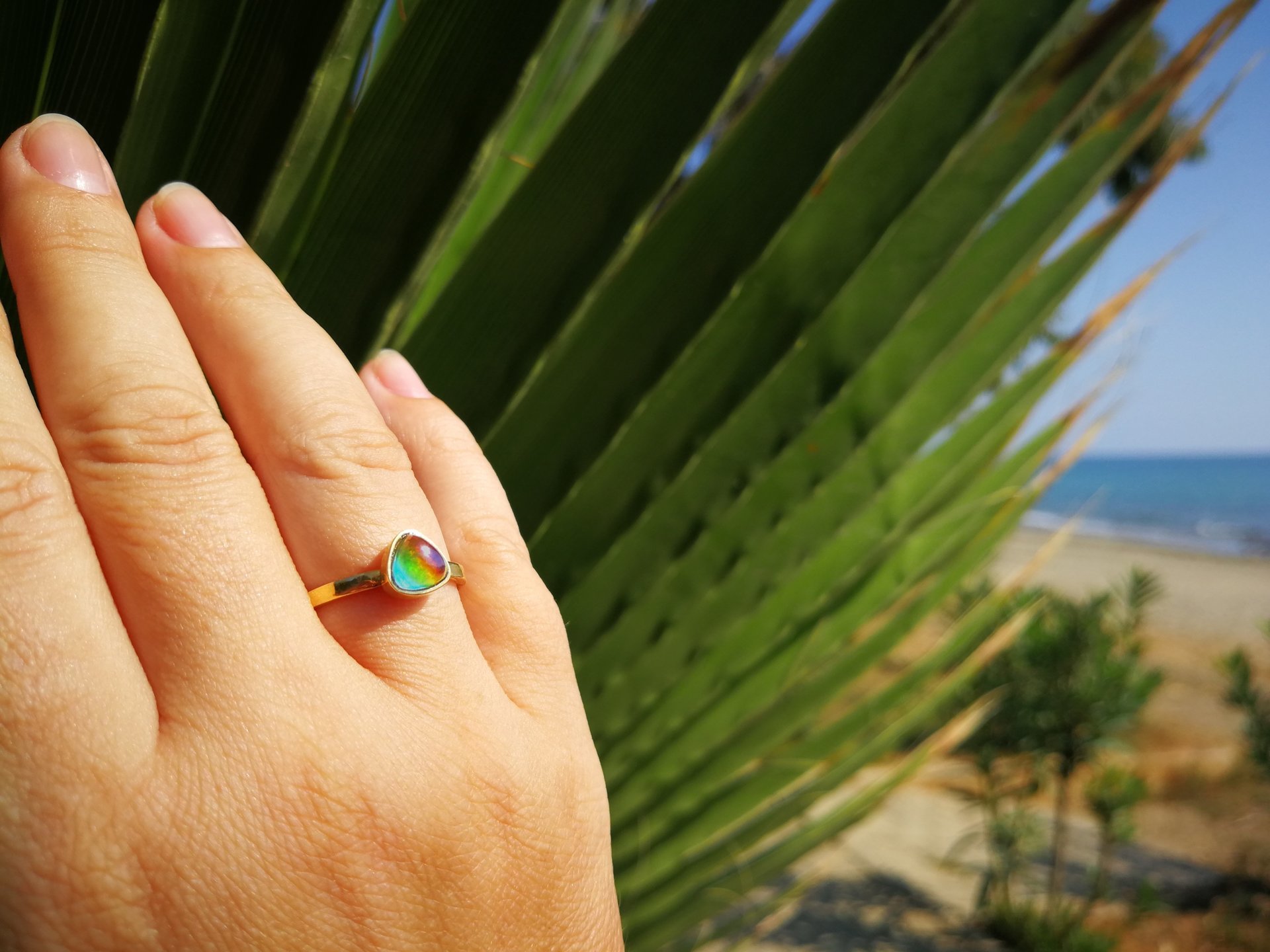 The Little Lord - Mood Ring - 6 mm - 24k Gold Plated Sterling Silver 925 - AAA Crystal Quartz