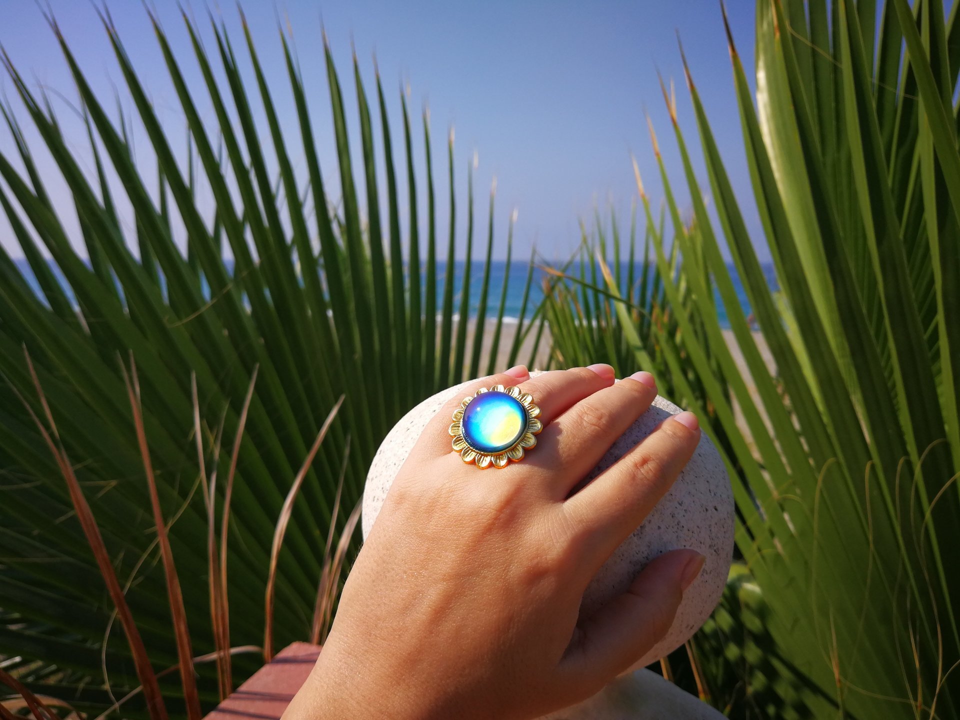 Golden Sunrise of Beauty - Mood Ring - 20 mm - 24K Gold Plated Sterling Silver 925