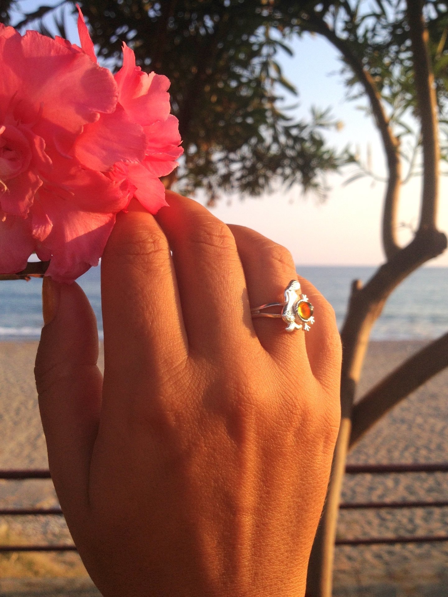Princess of the Ocean - Mood Ring - Adjustable - 5 mm - Sterling Silver 925