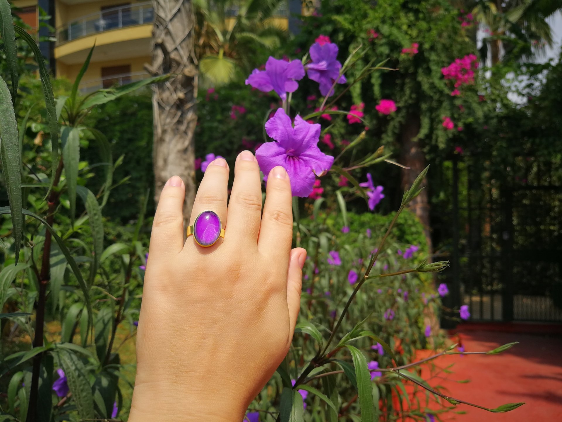 Crystal Star of Atlantis - Mood Ring - 18x13 mm - Gold Plated Sterling Silver 925 - AAA Crystal Quartz