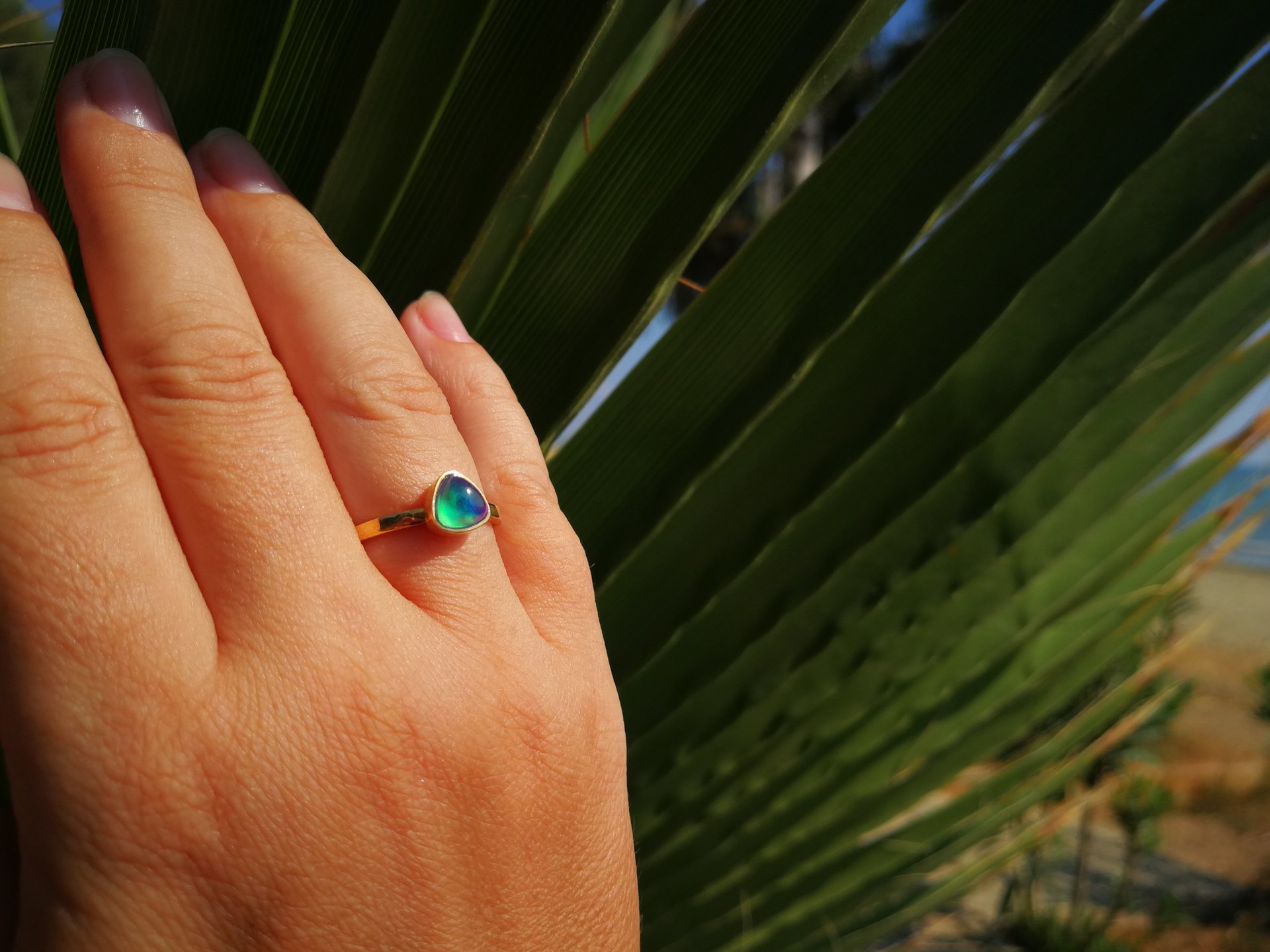 The Little Lord - Mood Ring - 6 mm - 24k Gold Plated Sterling Silver 925 - AAA Crystal Quartz