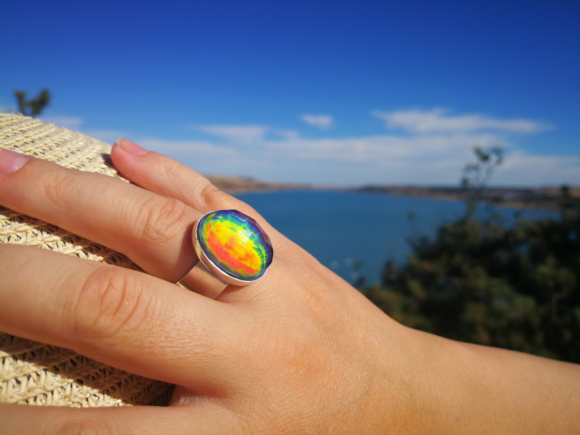 White Fire - Mood Ring - 20x15 mm - Sterling Silver 925 (pure or gold plated) - AAA Crystal Quartz