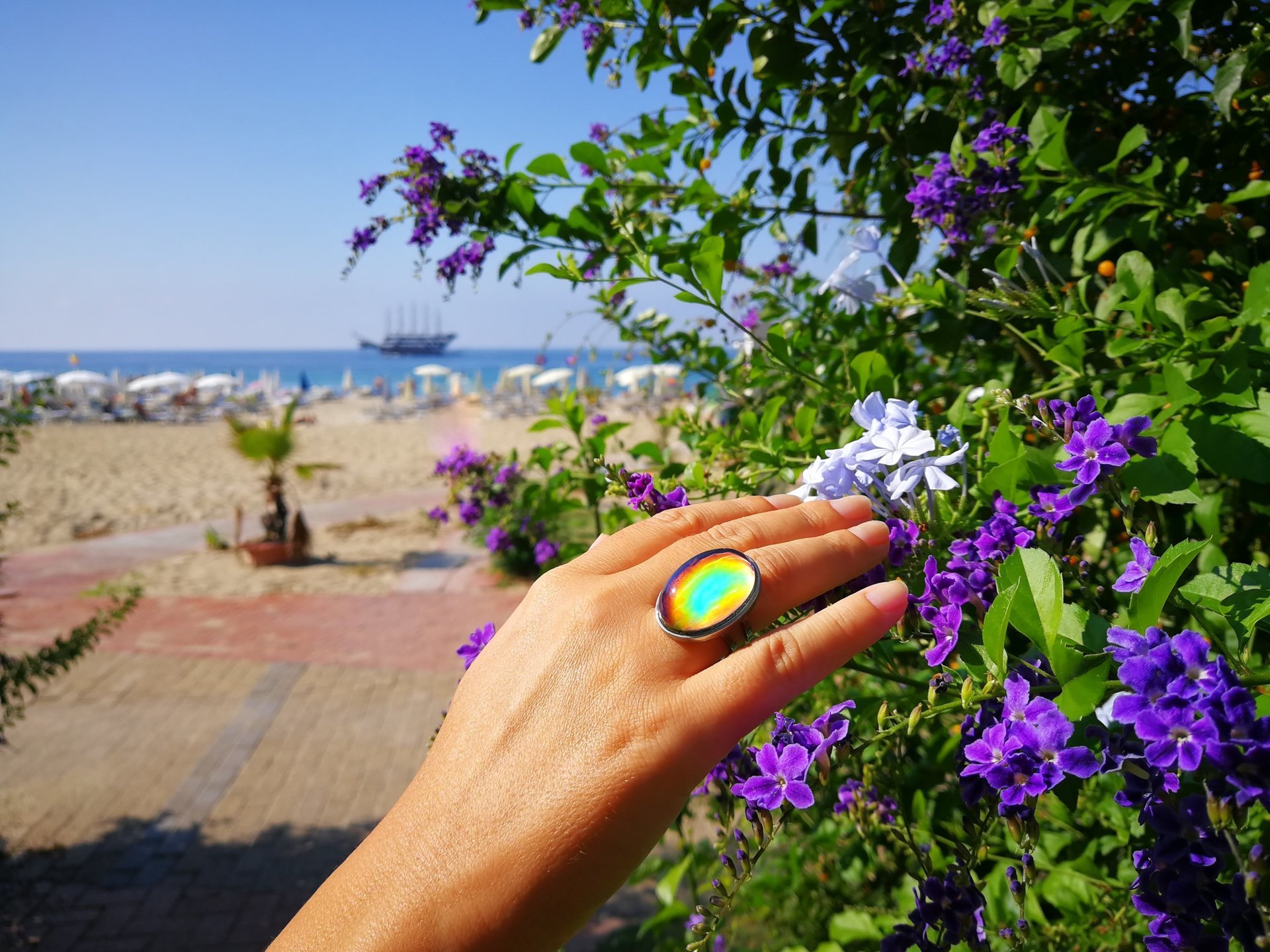 Queen of Destiny - Mood Ring - Adjustable - 25x18 mm - Stainless Steel