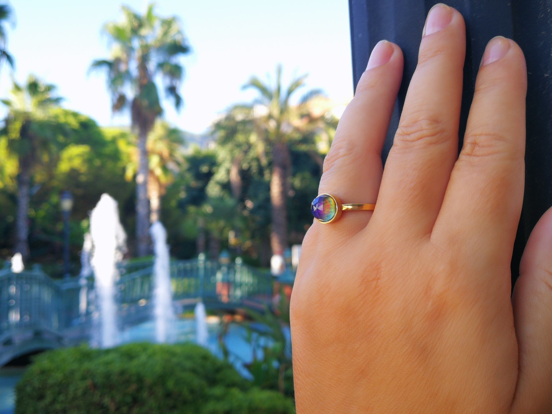 Light of Mystery - Mood Ring - 8 mm - Gold Plated Sterling Silver 925 - AAA Crystal Quartz