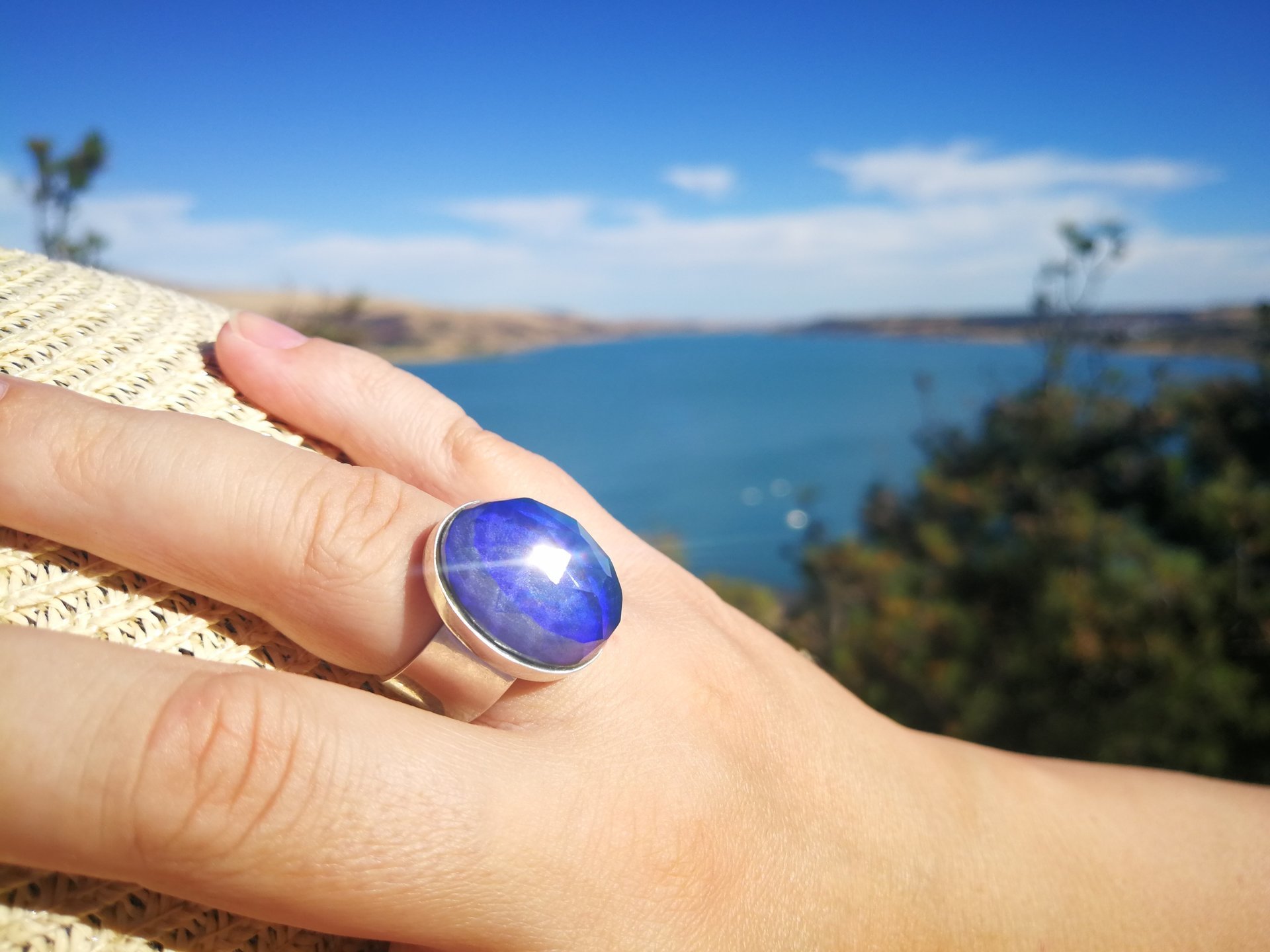 White Fire - Mood Ring - 20x15 mm - Sterling Silver 925 (pure or gold plated) - AAA Crystal Quartz