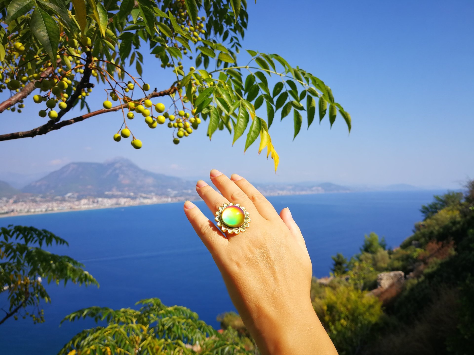 Golden Sunrise of Beauty - Mood Ring - 20 mm - 24K Gold Plated Sterling Silver 925