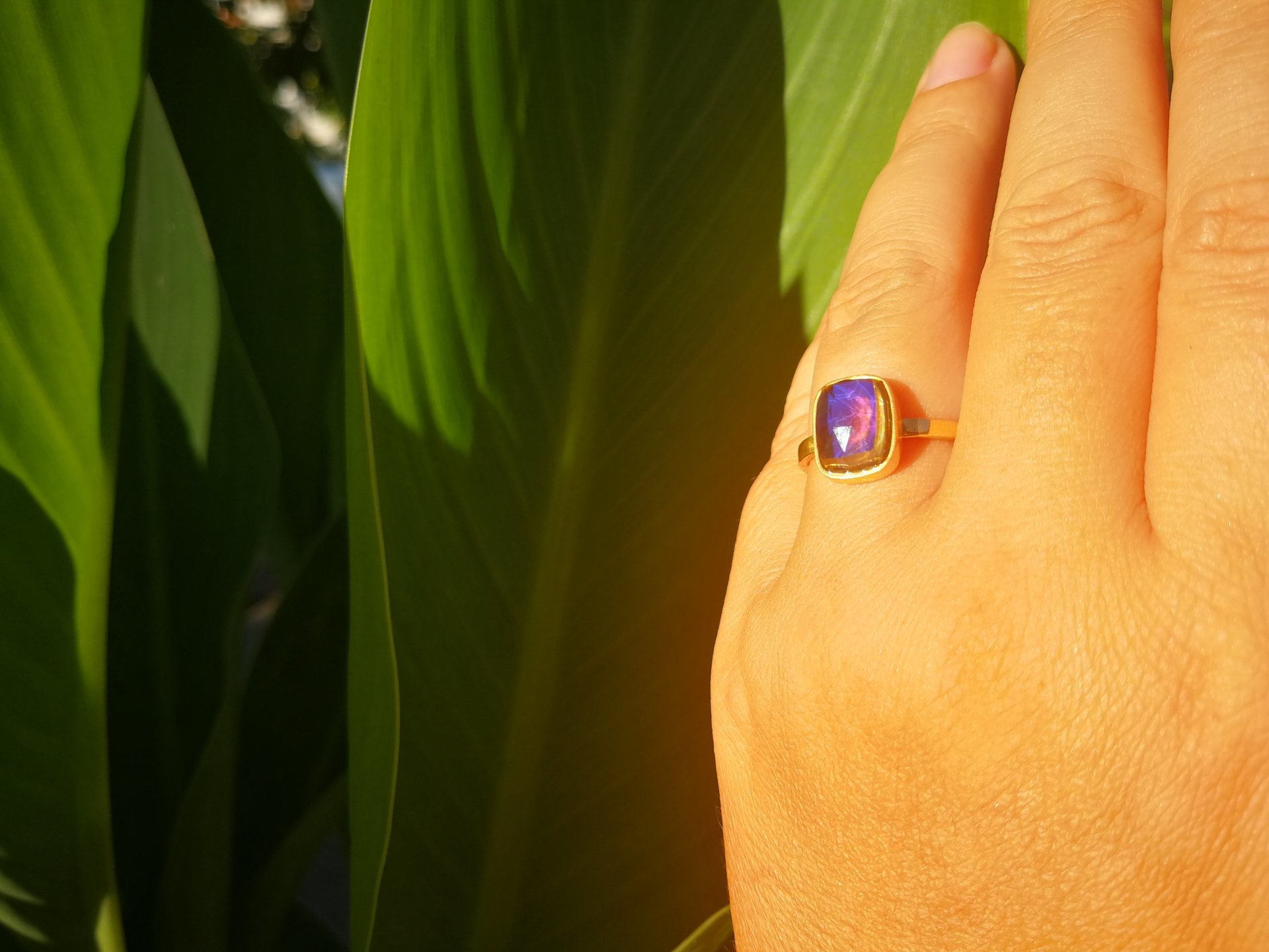 Duchess of the Fire Heart - Mood Ring - 9x7 mm - 24k Gold Plated Sterling Silver 925 - AAA Topaz