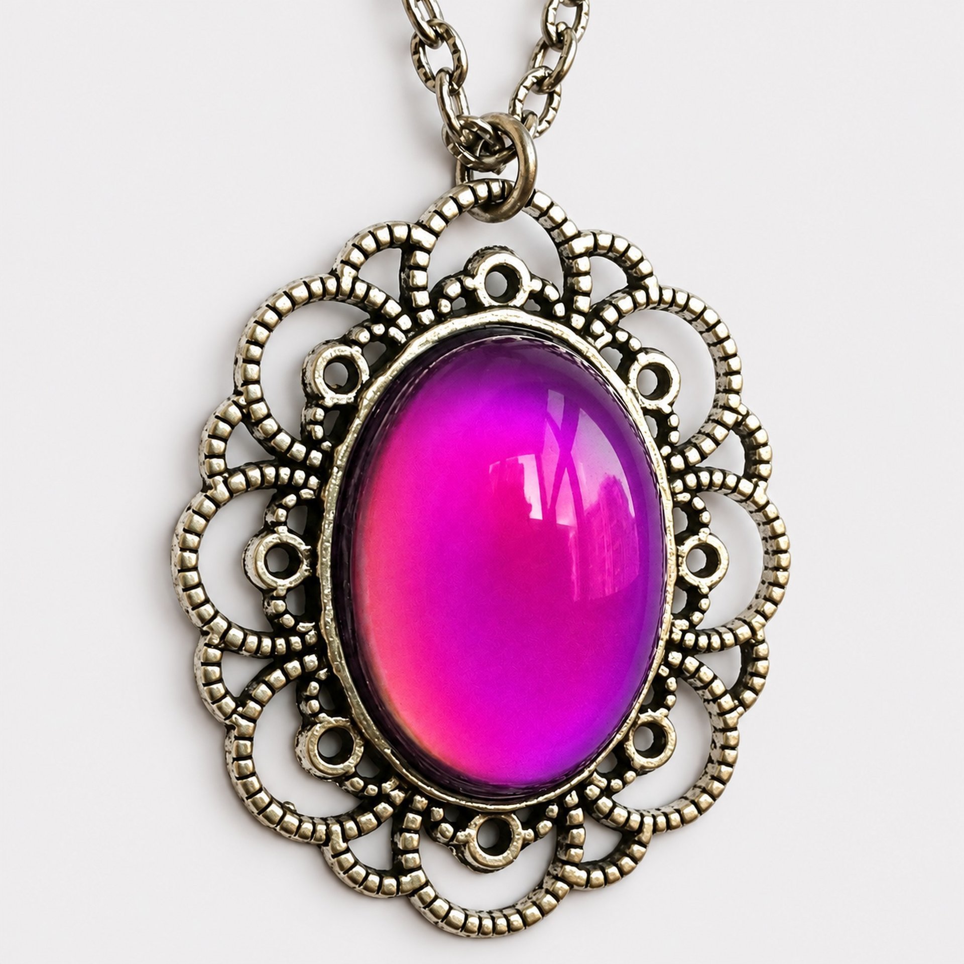 Silver Venus of Rome - Mood Necklace - 25x18 mm - Brass