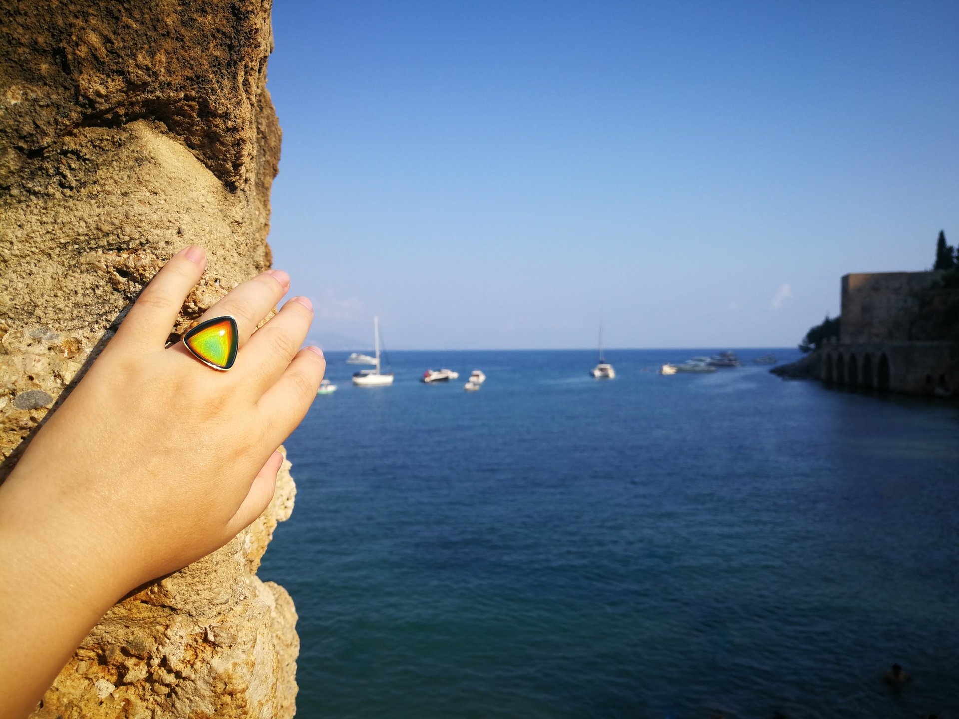 Sovereign of Lightning - Mood Ring - 20 mm - Gold Plated Sterling Silver 925 - AAA Crystal Quartz