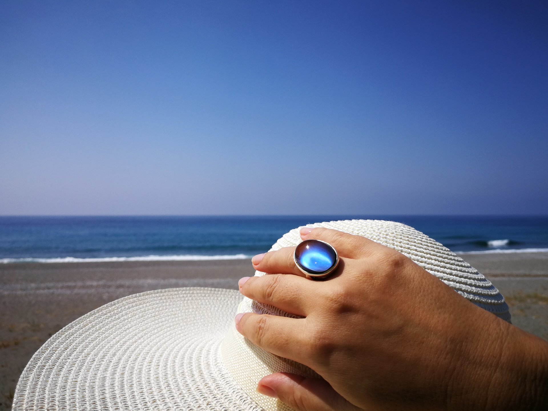 Silver Ring of Wishes - Mood Ring - 25x18 mm - Sterling Silver 925