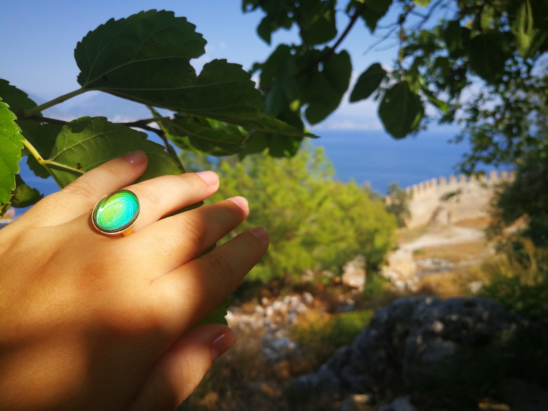 Crystal Star of Atlantis - Mood Ring - 18x13 mm - Gold Plated Sterling Silver 925 - AAA Crystal Quartz