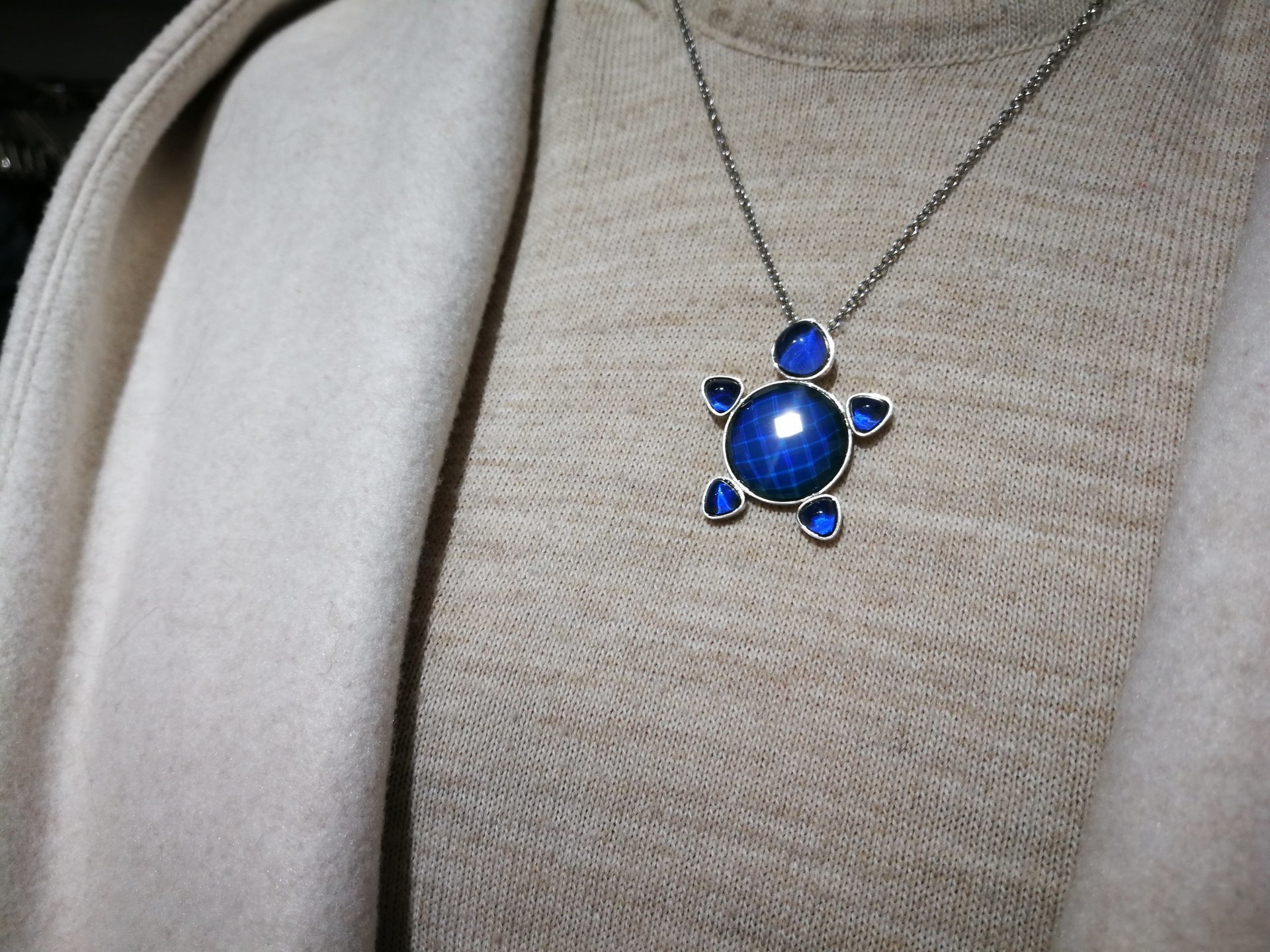 Divine Turtle - Mood Pendant - Sterling Silver 925 - AAA Crystal Quartz