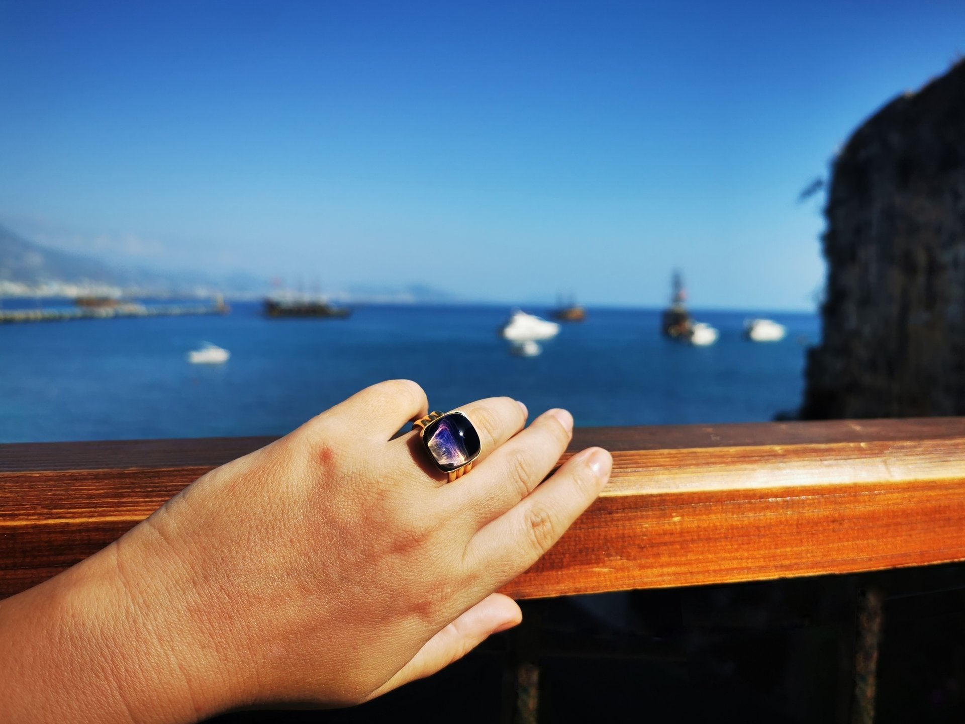 Northern Lights - Mood Ring - 15 mm - Gold Plated Sterling Silver 925 - AAA Crystal Quartz