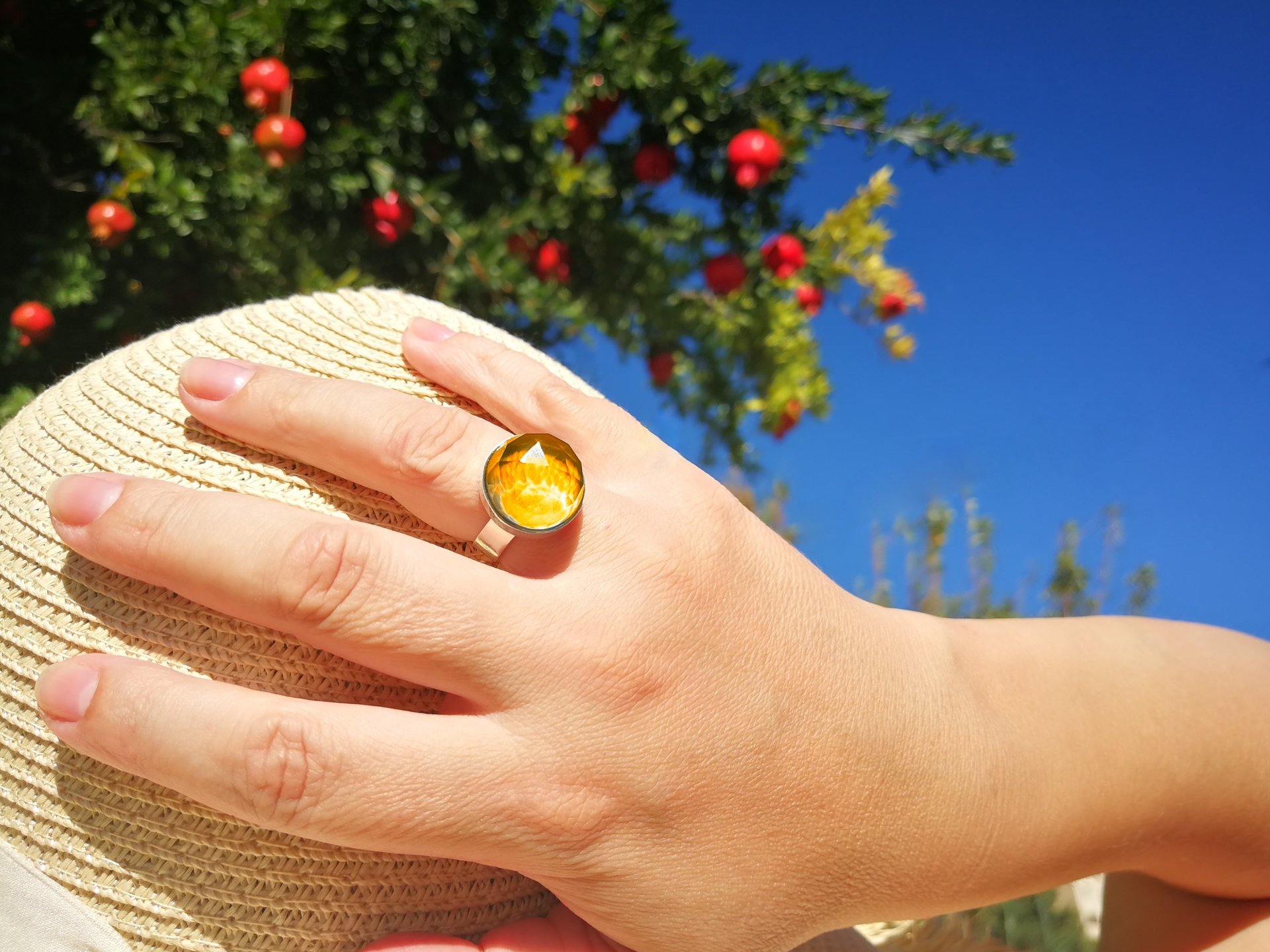 World of Crystal Stars - Mood Ring - 15 mm - Sterling Silver 925 (pure or gold plated) - AAA Crystal Quartz