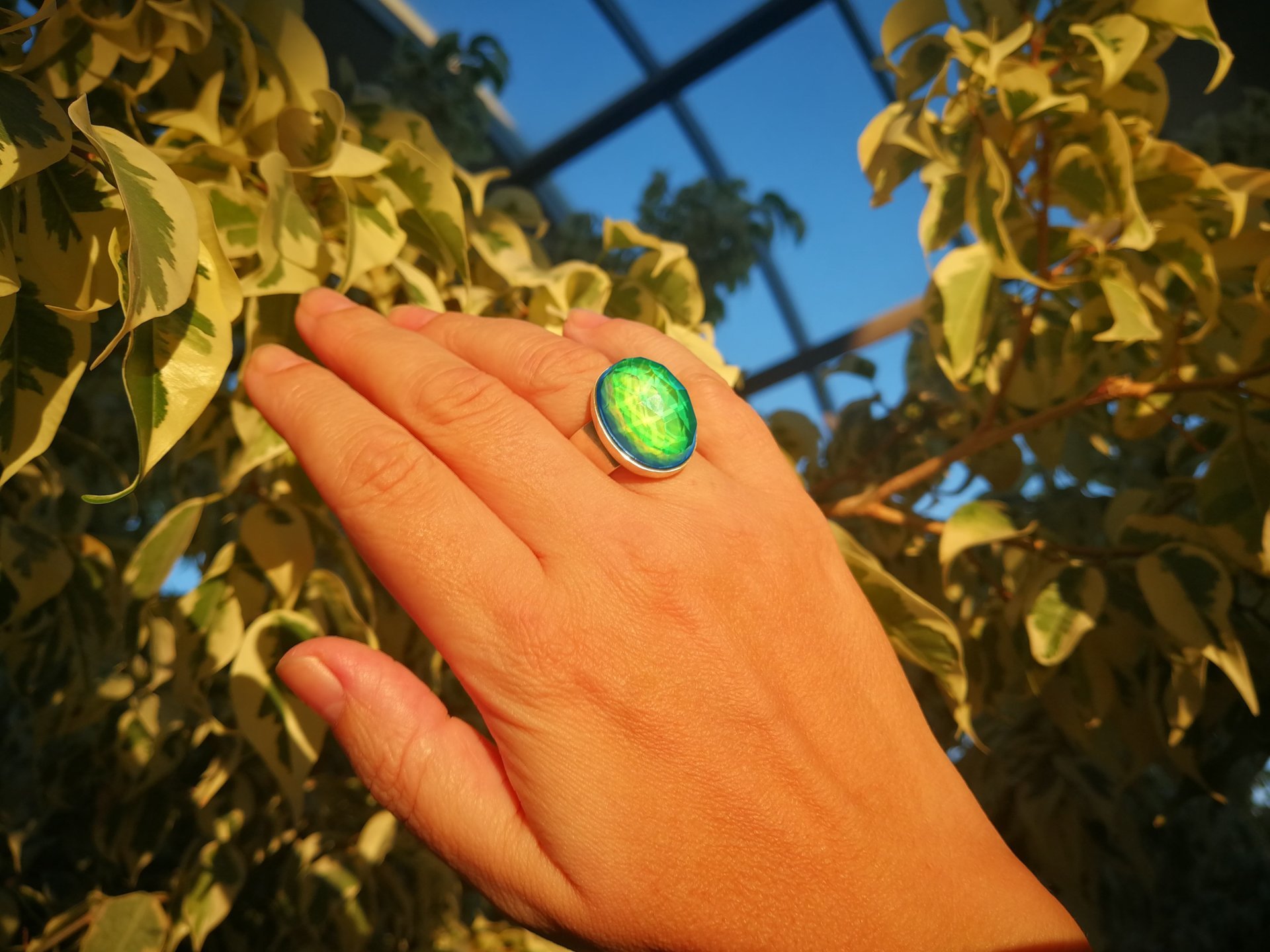 White Fire - Mood Ring - 20x15 mm - Sterling Silver 925 (pure or gold plated) - AAA Crystal Quartz