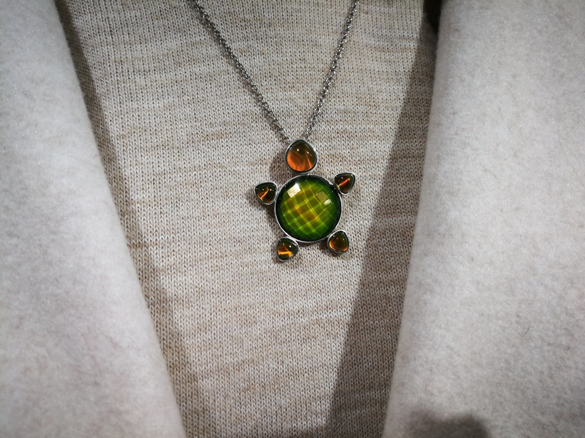 Divine Turtle - Mood Pendant - Sterling Silver 925 - AAA Crystal Quartz