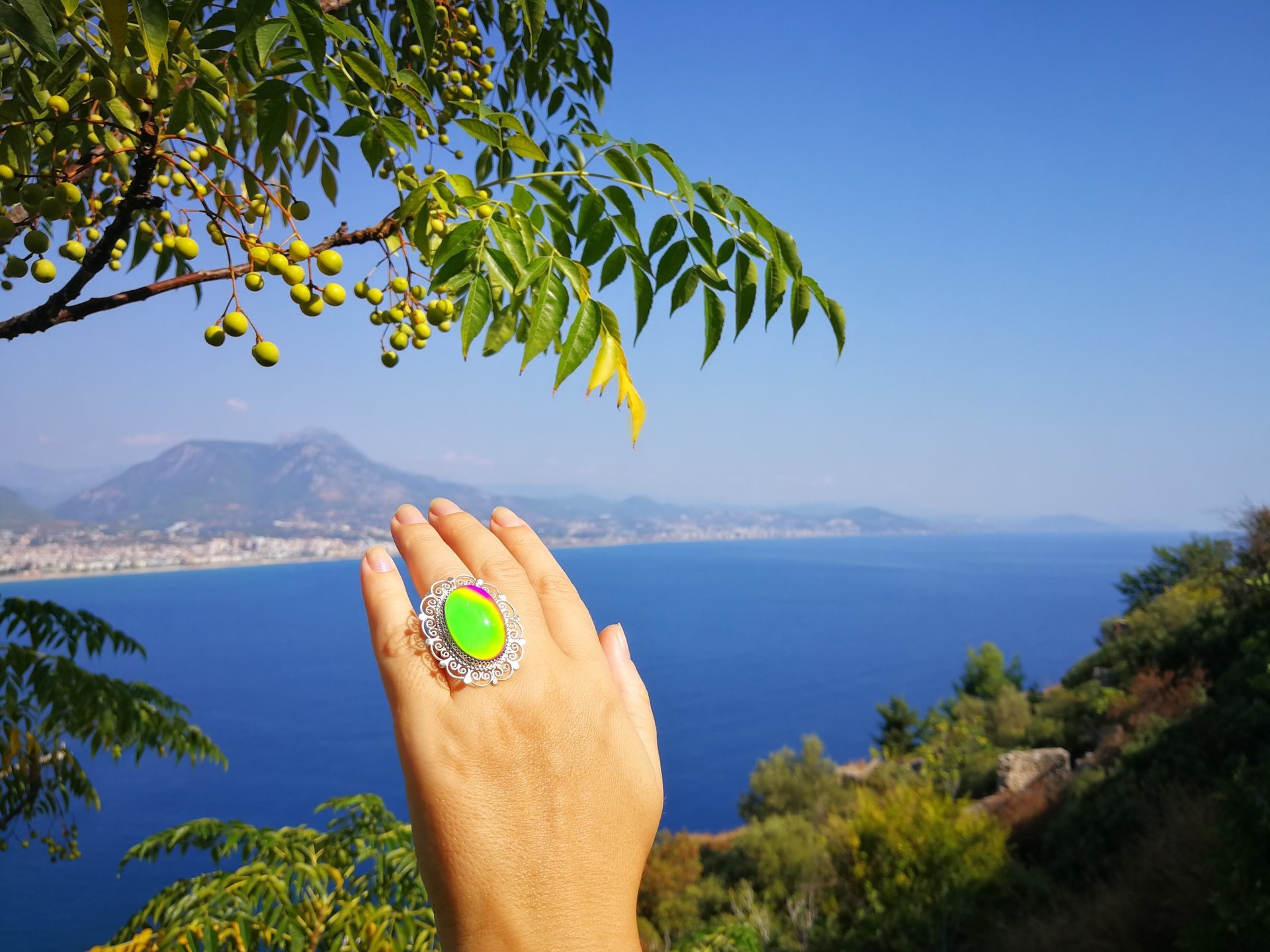 Queen of Style - Mood Ring - 25x18 mm - Silver 800