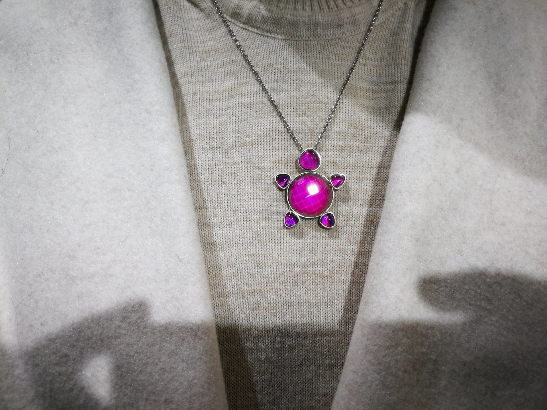 Divine Turtle - Mood Pendant - Sterling Silver 925 - AAA Crystal Quartz