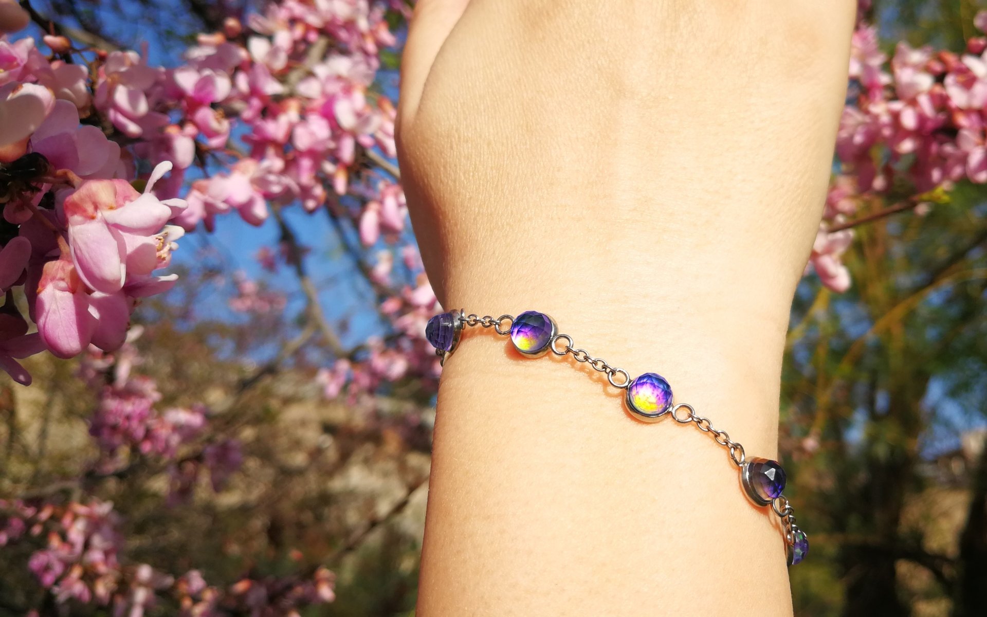 Venus of the Seven Skies - Mood Bracelet - 6 mm - Stainless Steel - AAA Crystal Quartz faceted