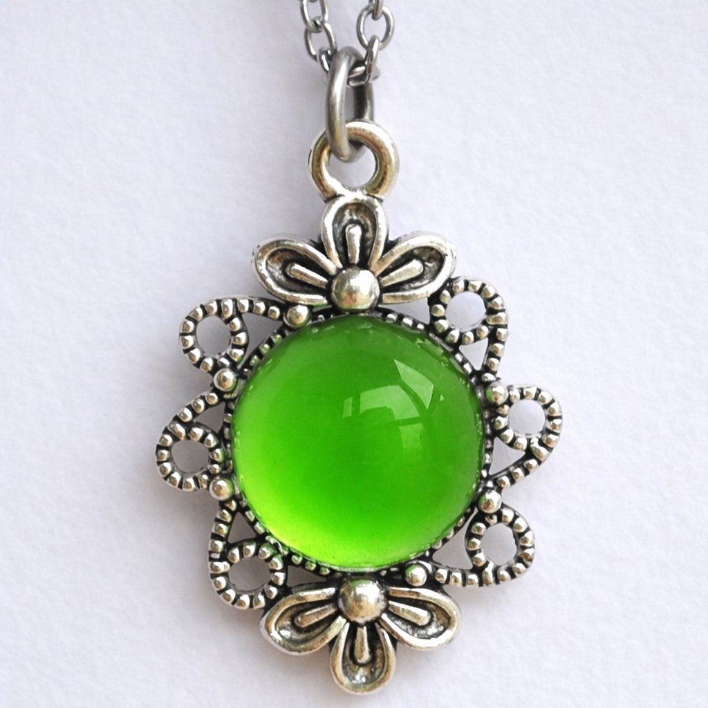 Royal Princess of Nobles - Mood Necklace - 12 mm - Brass