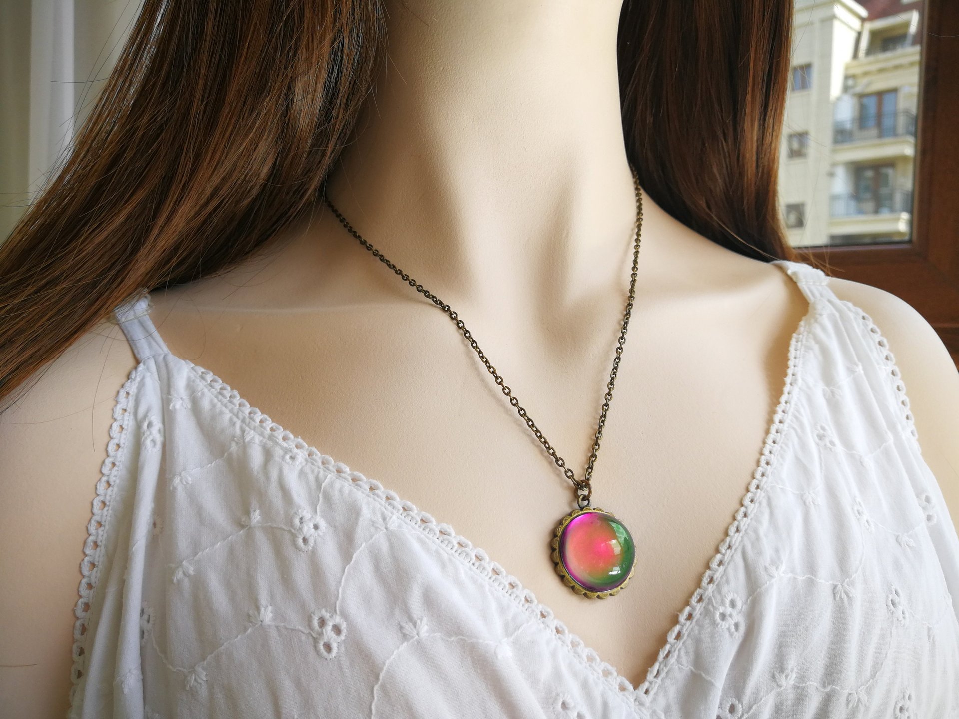 Loving Sun - Mood Necklace - 20 mm - Brass