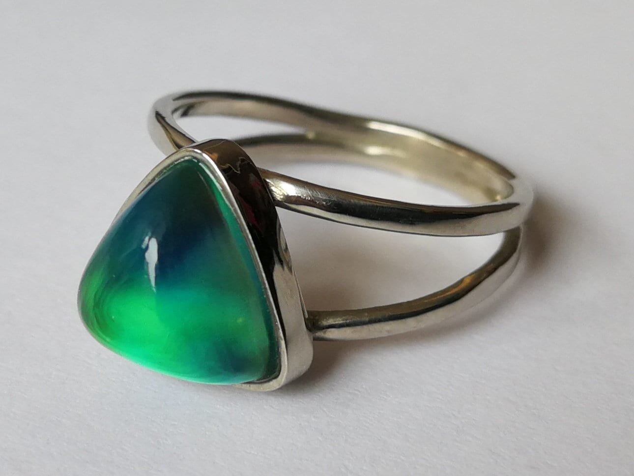 Princess of Mystery - Mood Ring - 9 mm - Sterling Silver 925 (pure or gold plated) - AAA Crystal Quartz