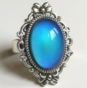Secret Crown Princess to the Throne - Mood Ring - Adjustable - 18x13 mm - Brass