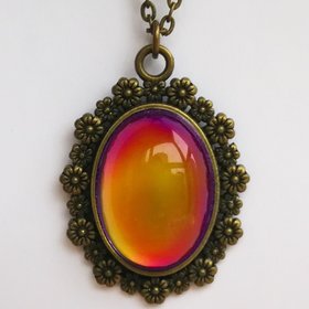 Princess of Zanzibar - Mood Necklace - 25x18 mm - Brass